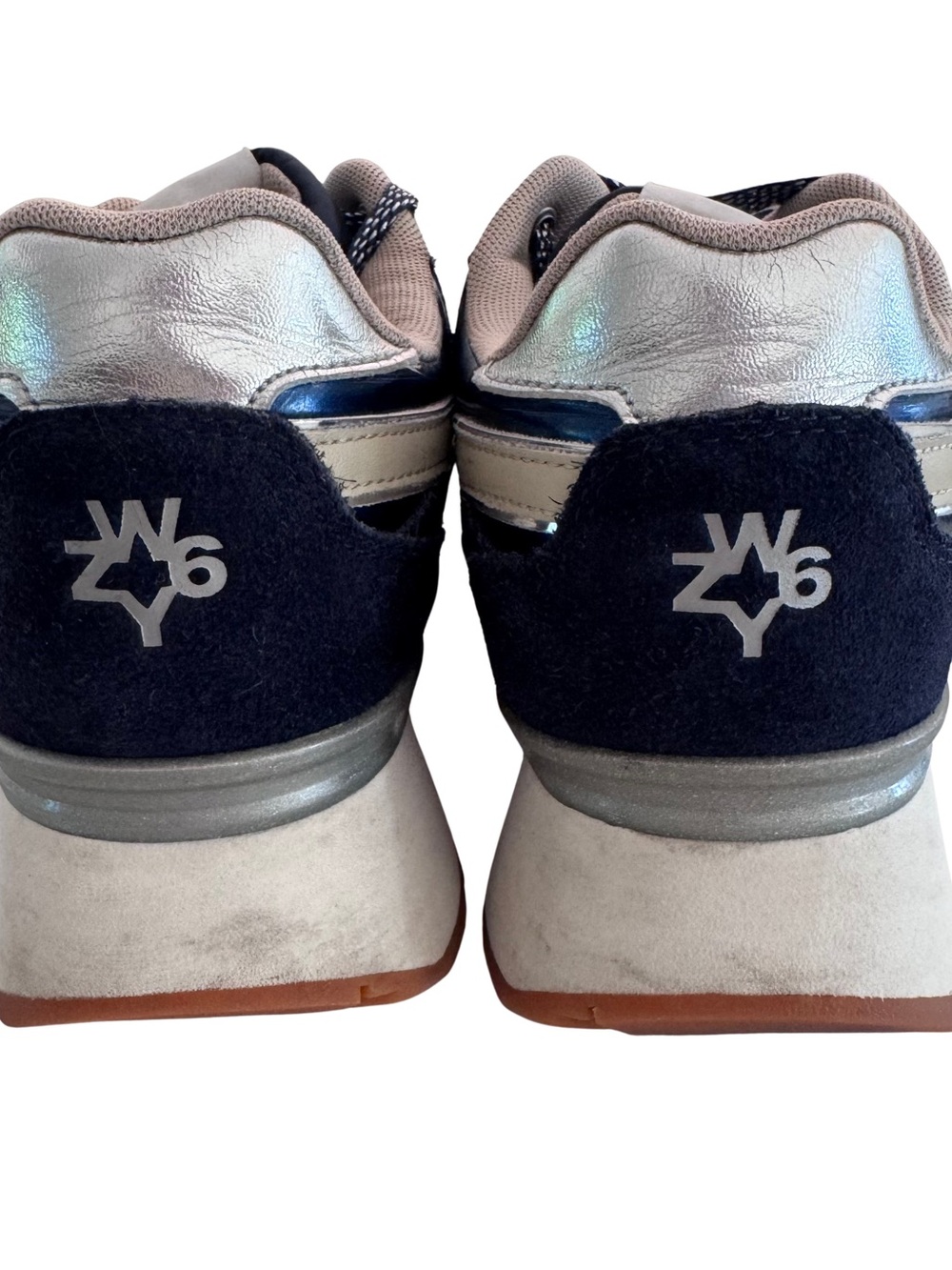 W6YZ Womens US 6.5 EU 38 Navy Silver Star Sneakers Retro Runner Wizz - Picture 2 of 9